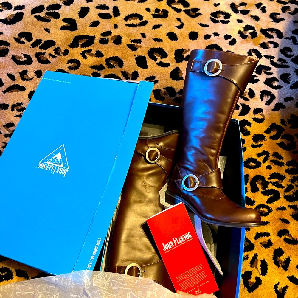 NIB John Fluevog Adrian Heidi boots in brown bottero